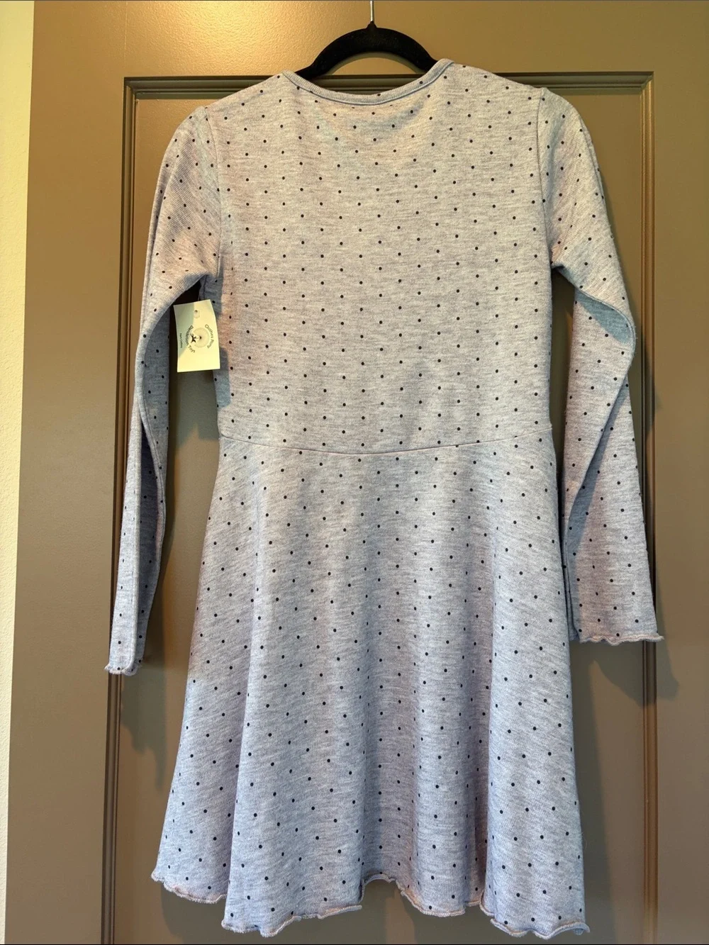 Girls' Light Gray Long-Sleeve Knit Dress with Dot Pattern